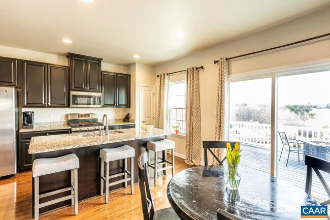 Foto del edificio - 2033 Elm Tree Ct