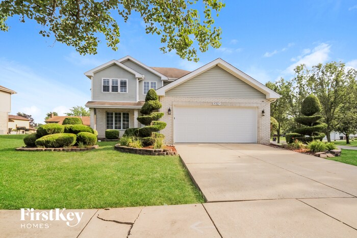 Foto principal - 5301 Stanford Ln