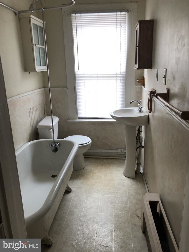 Foto del edificio - 124 Mt Holly Ave