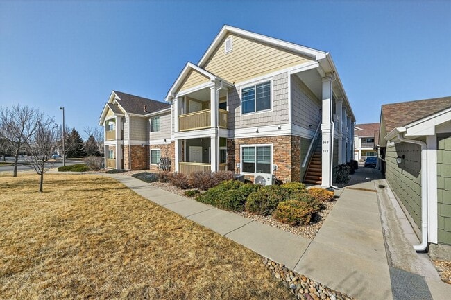 Building Photo - Wonderful 2 bed/2 bath condo near Centerra in Loveland