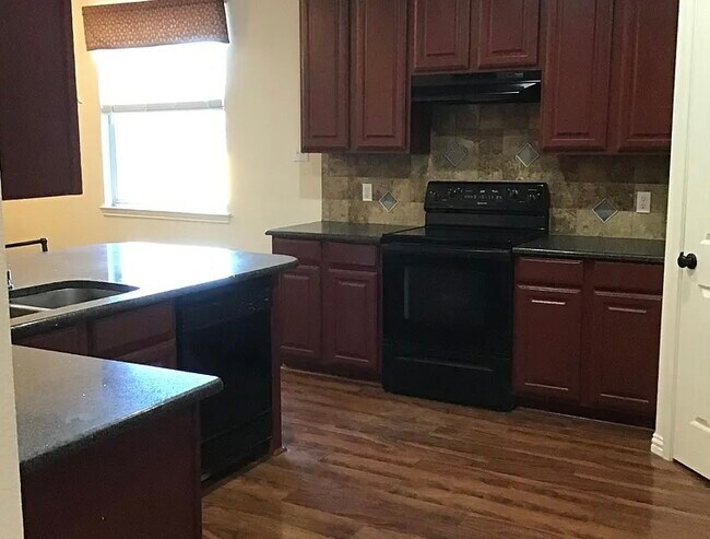 Foto del edificio - 5357 Sonoma Dr