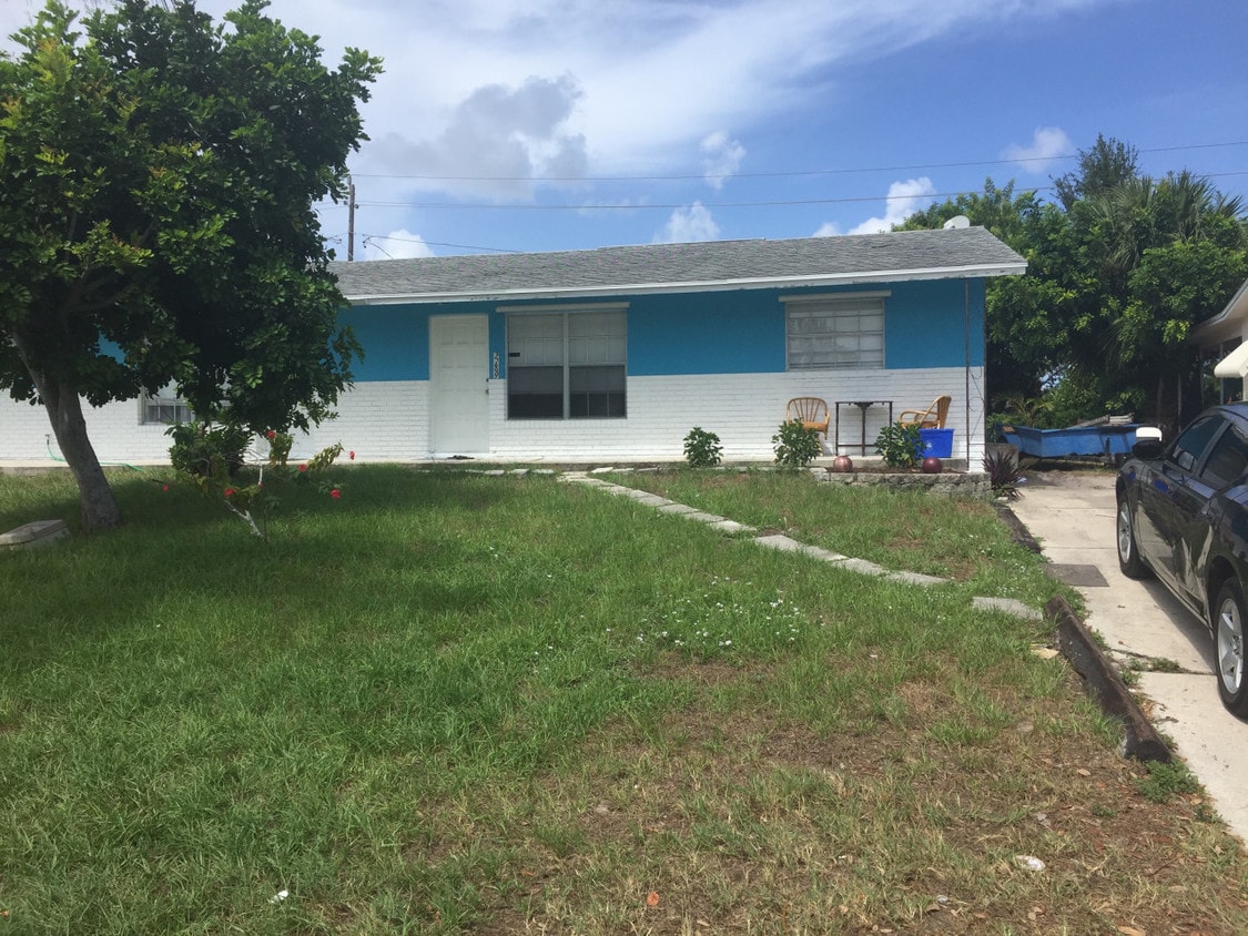 Rio Property House for Rent in Jensen Beach, FL