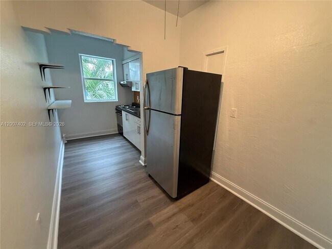 Foto del edificio - 320 80th St