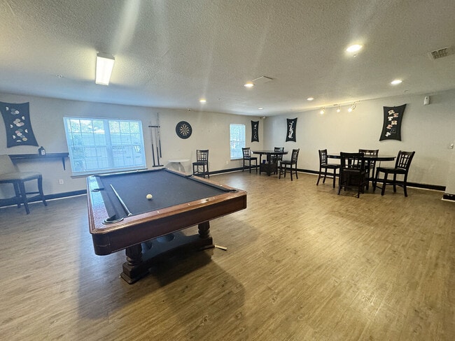 Building Photo - The Retreat at Madison Place