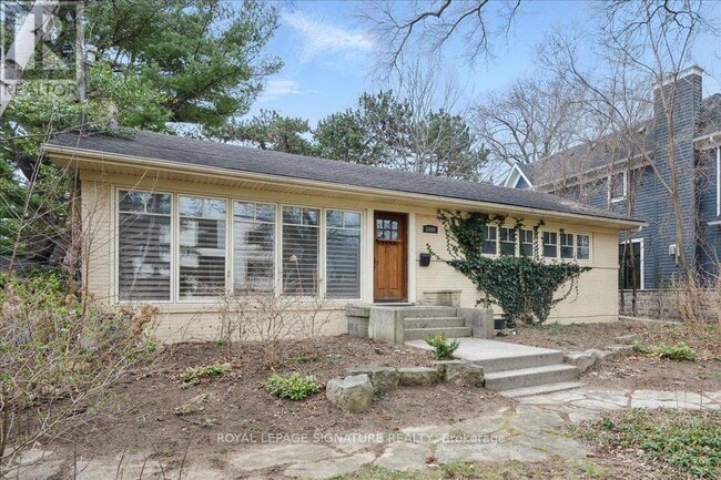 Building Photo - 1406 Acton Crescent