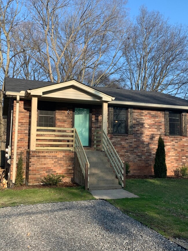 Foto del edificio - 610 River Rouge Dr