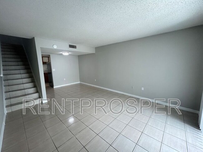 Building Photo - 4269 S Semoran Blvd