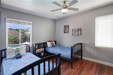 Foto del edificio - 10924 Dalwood Ave