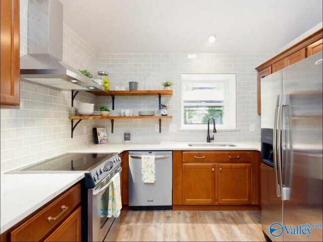 Building Photo - 114 Ketchum Way