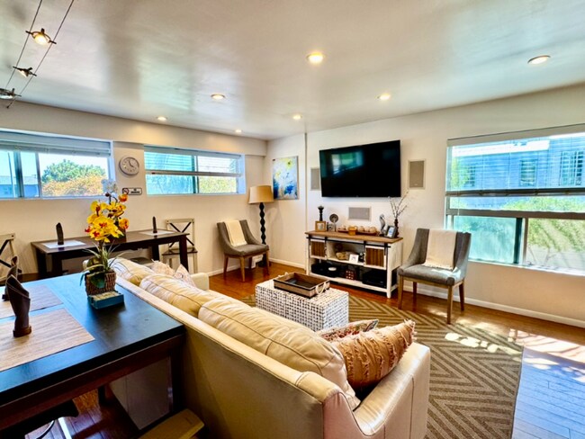 Foto del edificio - 1804 Andalusia Ave