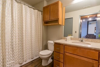 Building Photo - TipTop Apartments