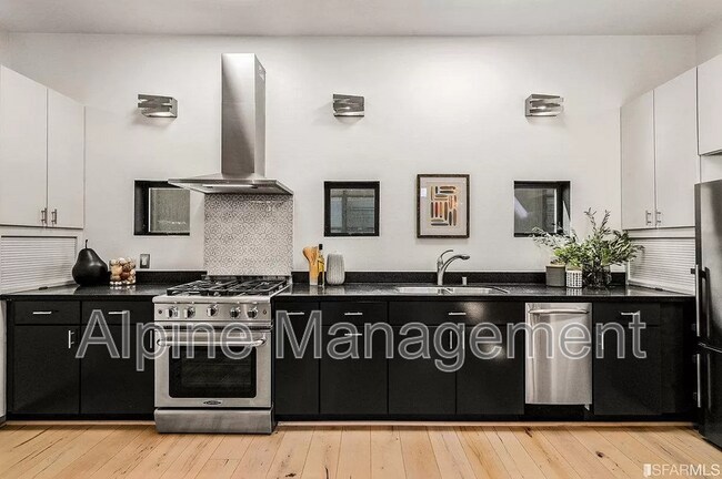 Foto del edificio - 443 Fulton St