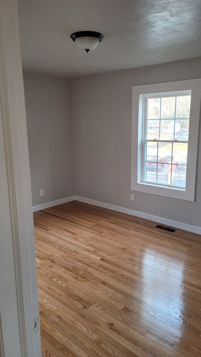 Foto del edificio - 2930 Fleetwood Ave SW