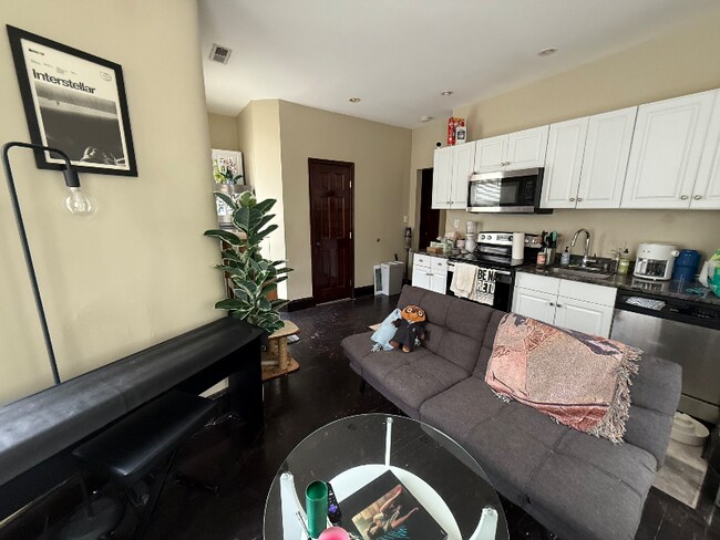 Foto del edificio - 1425 Allison St NW