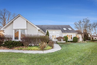 Building Photo - 46425 Palmer Dr