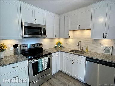 Building Photo - 1 br, 1 bath House - 49 Stone Pond Rd