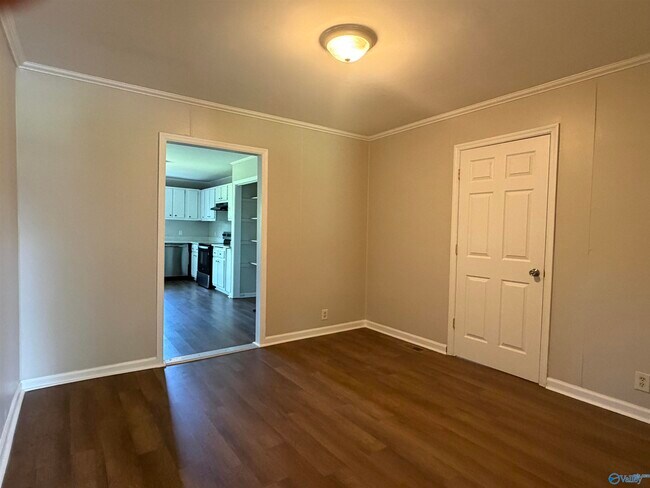 Building Photo - 2204 Pisgah Cir NW