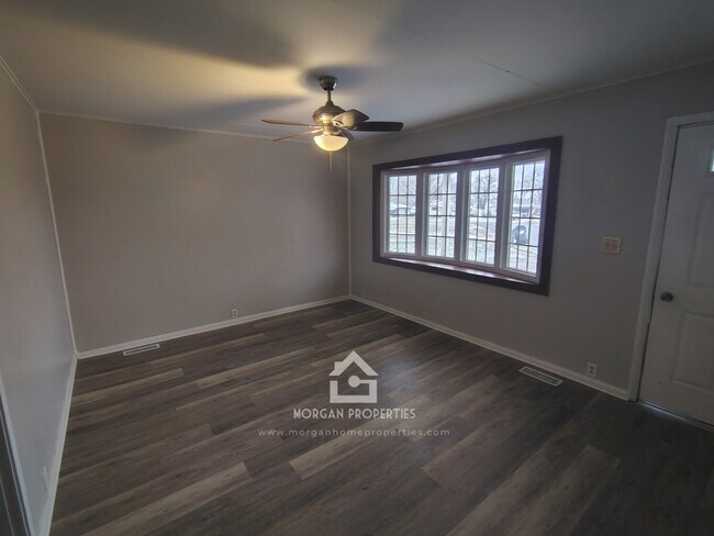 Foto del edificio - 2724 Seminole Ct