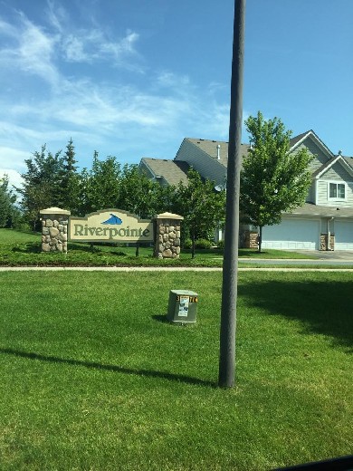 Building Photo - 1495B Riverpointe Rd