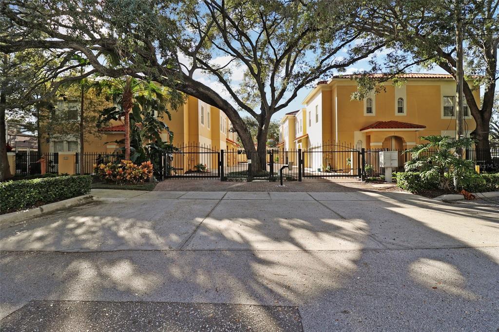 505 S Tampania Ave, Tampa, FL 33609 Townhome Rentals in Tampa FL