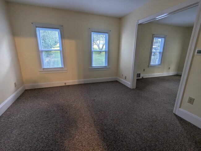 Foto del edificio - 424 S Northampton St