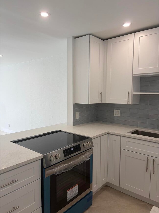 Building Photo - 2900 Fiore Way