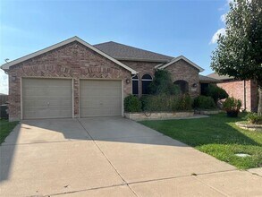 Building Photo - 430 Chinaberry Trail