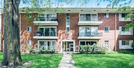 Building Photo - 10111 Old Orchard Ct
