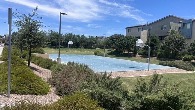 Foto del edificio - 1250 Abbey Ln