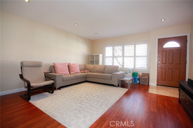 Building Photo - 27934 Ridgebrook Ct