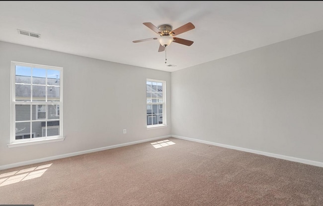 Foto del edificio - 1110 Posey Ln