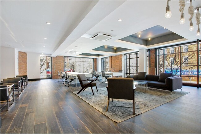 Building Photo - 5524 Myrtle Ave