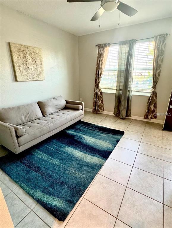 Foto del edificio - 160 Taft Dr