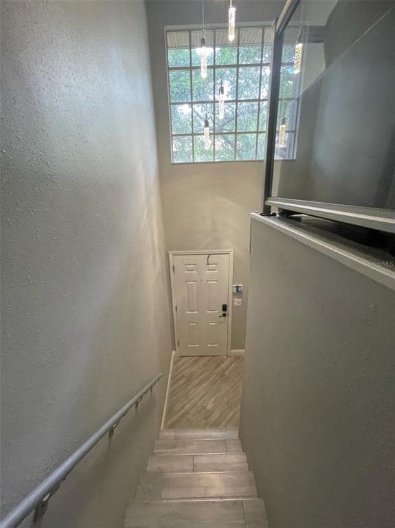 Building Photo - 1450 Mahogany Ln