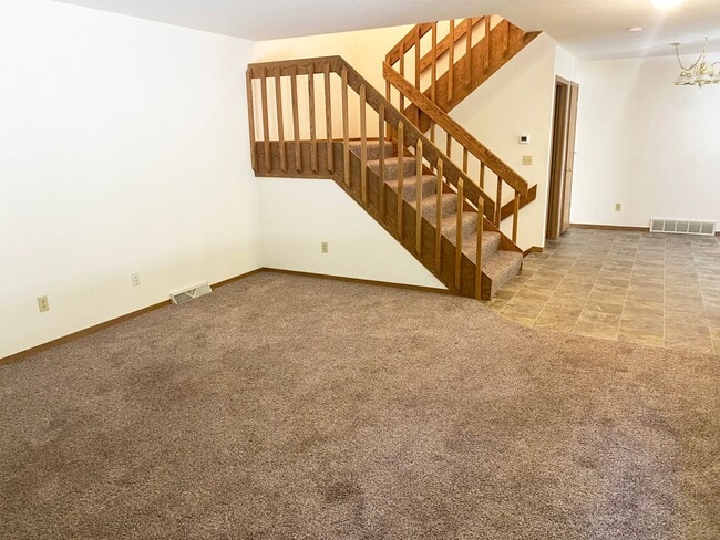 Building Photo - 4-Plex Located