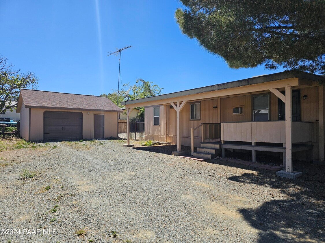 Foto principal - 17243 E Lakeview Dr