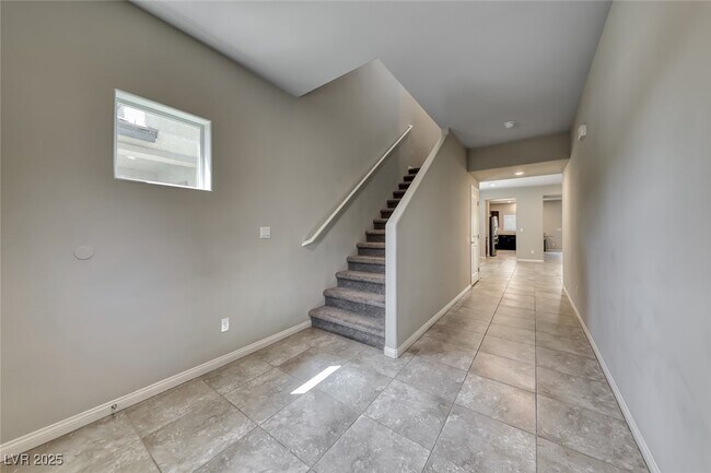 Foto del edificio - 4024 Floating Fern Ave