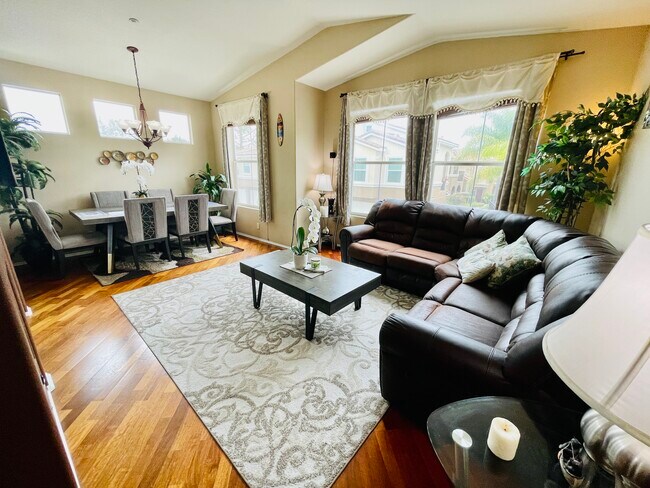 Foto del edificio - 3201 Aspen Grv