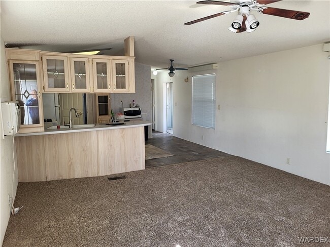 Building Photo - 4479 Amanda Ave