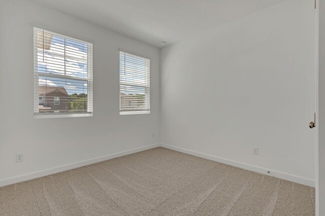 Building Photo - Barton Hills Community,  just built 4 BR 3...