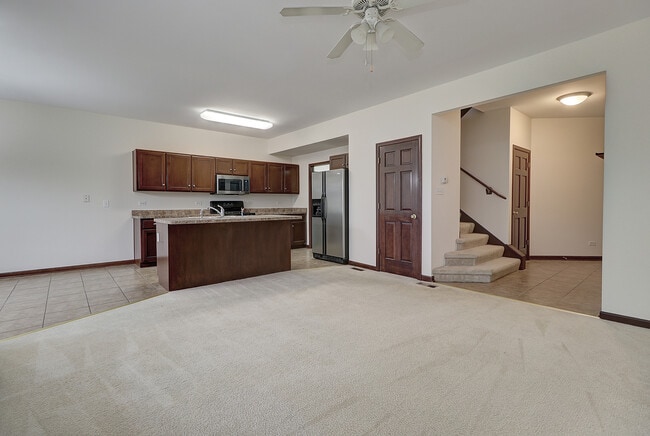 Building Photo - 23055 Ironwood Dr