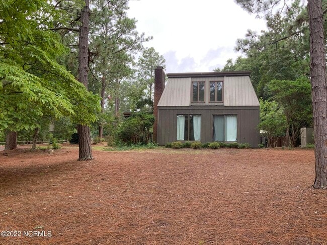 Building Photo - 340 Newton Dr