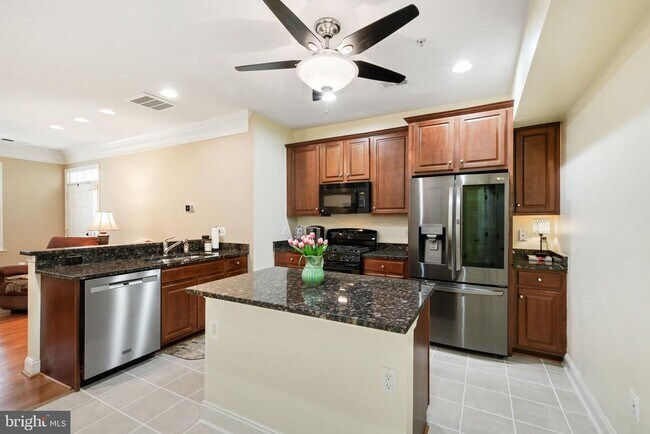 Foto del edificio - 308 Orchard Ridge Dr