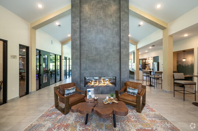 Clubhouse Entrance - The Lodge at Overland