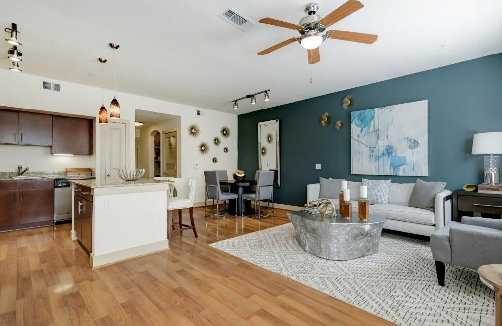 Foto principal - 2221 W Dallas St