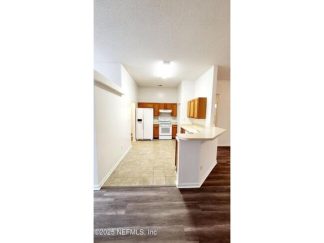 Foto del edificio - 4/2 in Westchase Manor