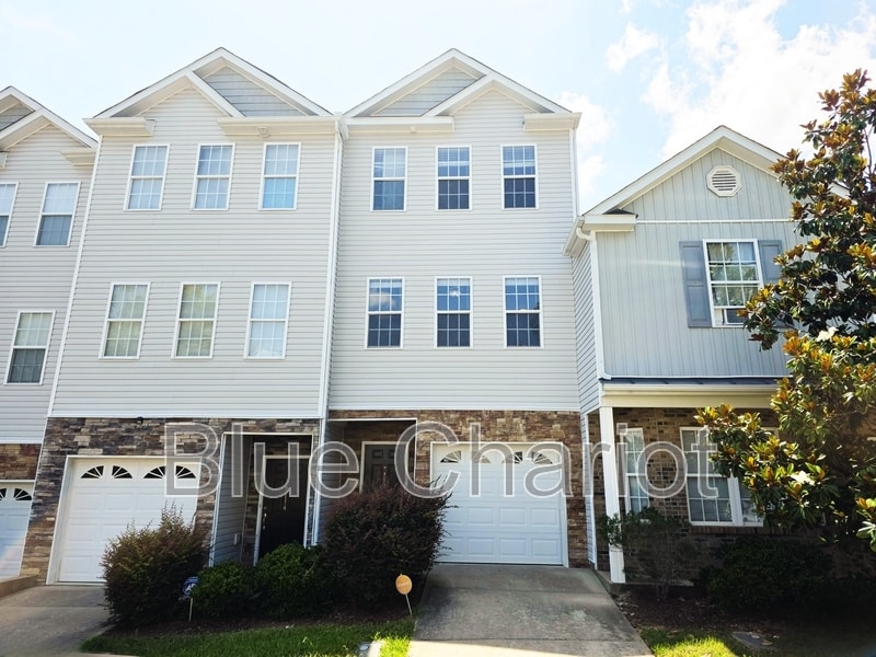 Photo - 650 Ganyard Farm Way - #112