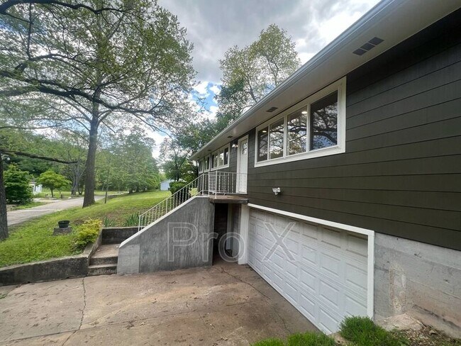 Foto del edificio - 222 Valley St