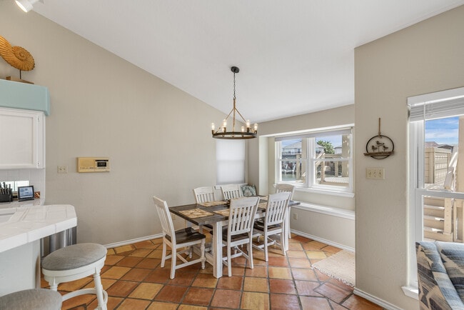 Building Photo - 13541 Catamaran Dr