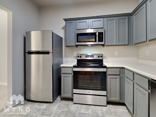 Foto del edificio - 2650 Parrish Ct